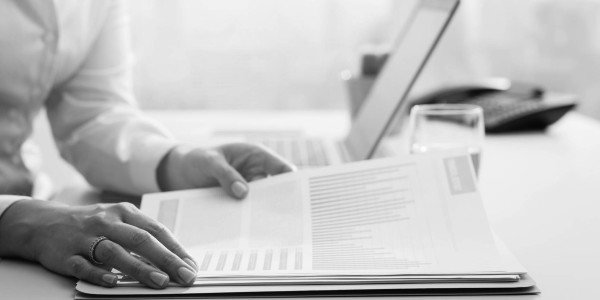 Derecho Mercantil / Abogados Mercantilistas Ourense · Investigaciones de Due Diligence en Procesos de Compra y Venta de Empresas